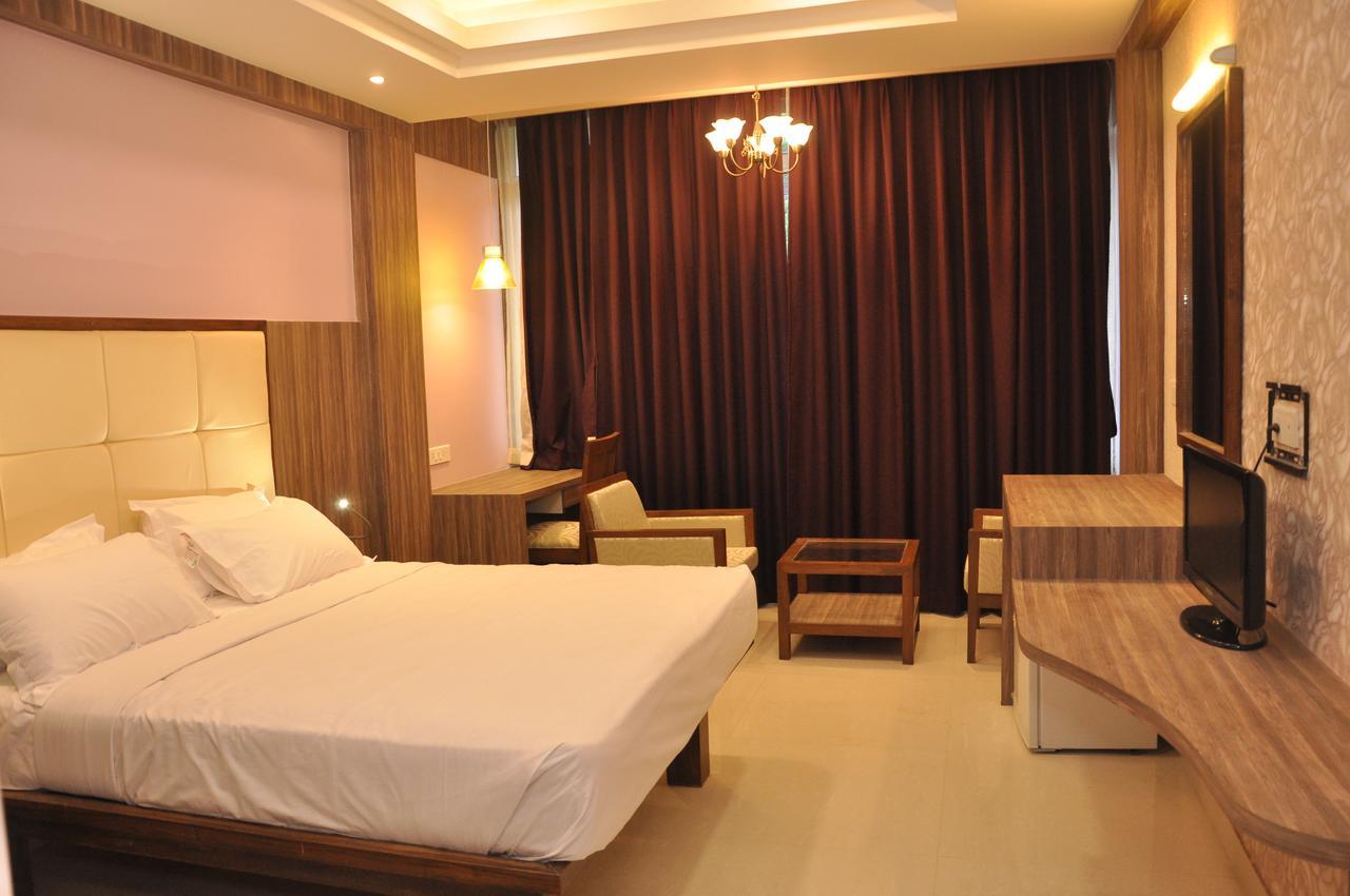 Hotel Panaji Residency Extérieur photo